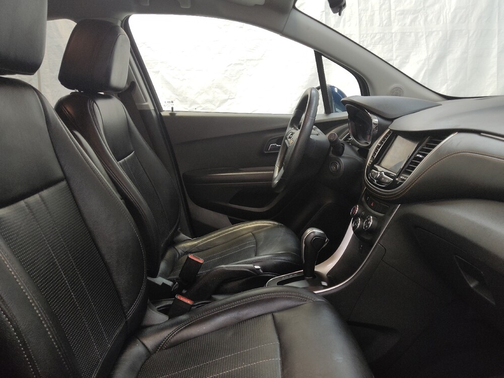 2020 Chevrolet Trax in Cincinnati, OH 45255 - 18085056 21