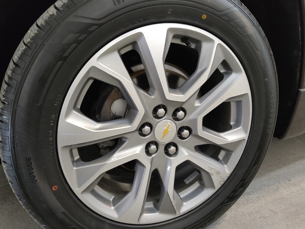 2020 Chevrolet Traverse in Cincinnati, OH 45255 - 18085057 31