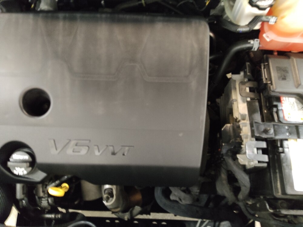 2020 Chevrolet Traverse in Cincinnati, OH 45255 - 18085057 30