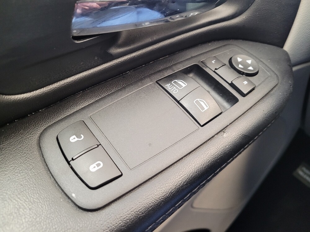 2014 Dodge Grand Caravan in Louisville, KY 40258 - 18085059 27