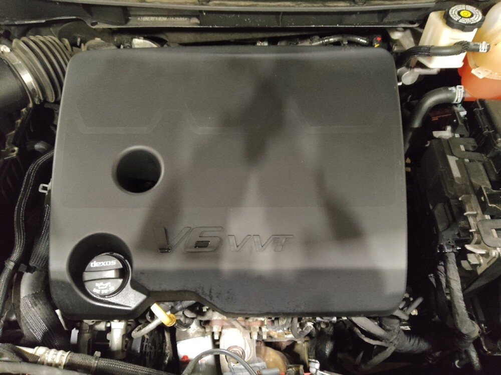 2021 Chevrolet Traverse in Glen Burnie, MD 21061 - 18085062 30