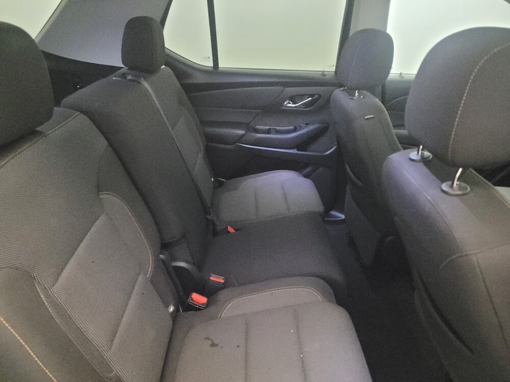 2021 Chevrolet Traverse in Glen Burnie, MD 21061 - 18085062 19