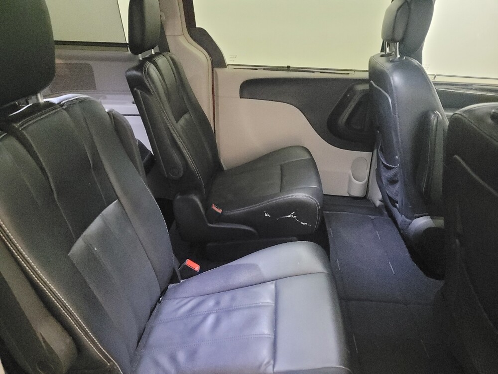 2016 Chrysler Town & Country in Chesapeake, VA 23320 - 18085064 19