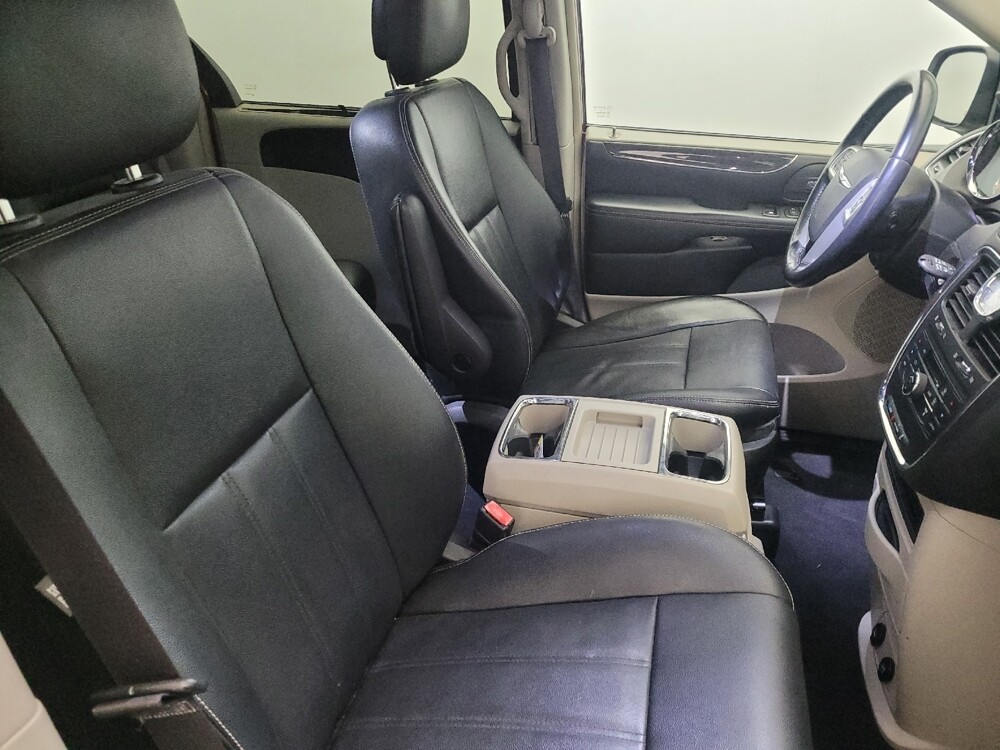 2016 Chrysler Town & Country in Chesapeake, VA 23320 - 18085064 21