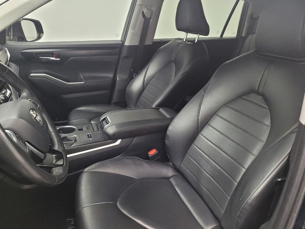 2020 Toyota Highlander in Antioch, TN 37013 - 18085071 17