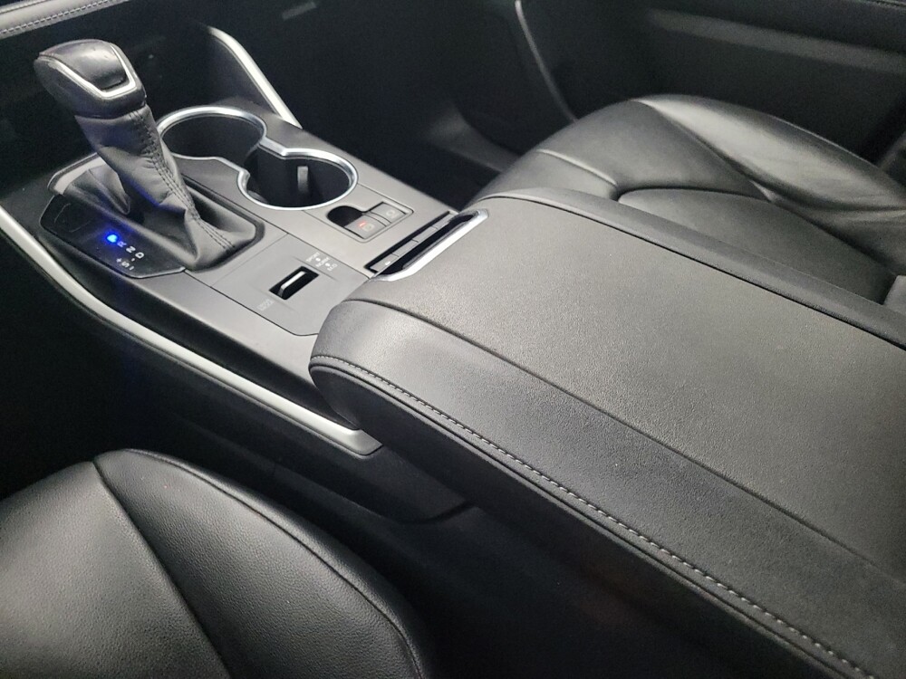 2020 Toyota Highlander in Antioch, TN 37013 - 18085071 26