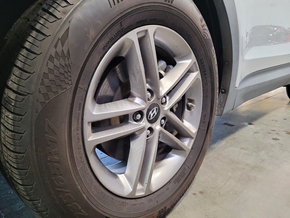 2017 Hyundai Santa Fe in Riverside, CA 92504 - 18085072 31