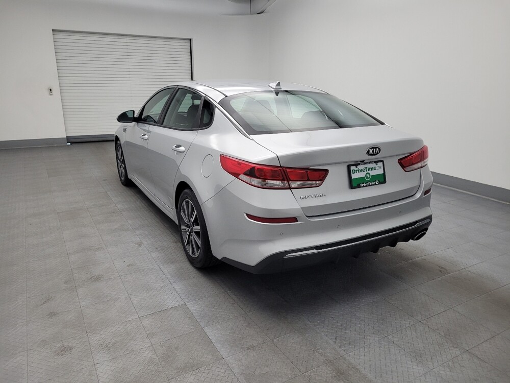 2019 Kia Optima in Columbus, OH 43231 - 18085073 5
