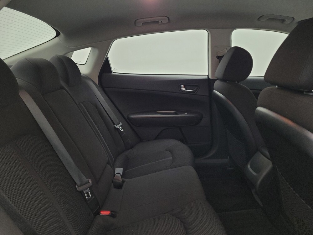 2019 Kia Optima in Columbus, OH 43231 - 18085073 19