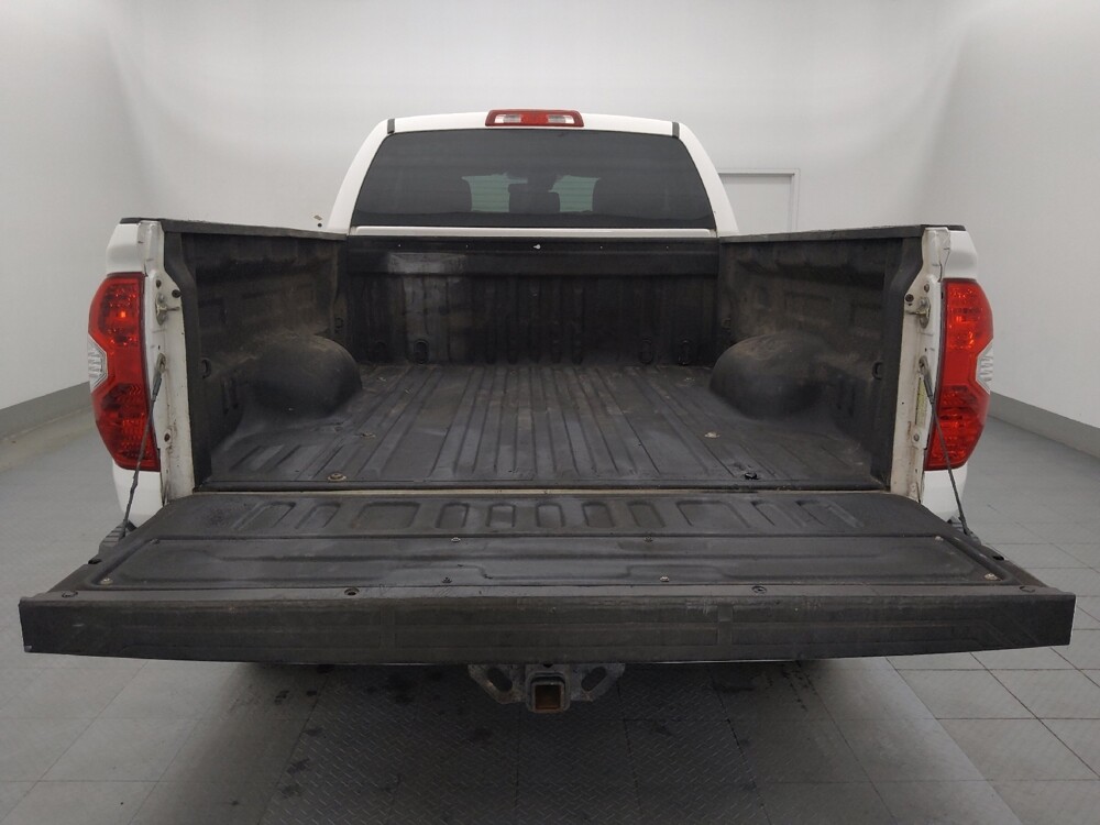 2018 Toyota Tundra in Tampa, FL 33612 - 18085090 29