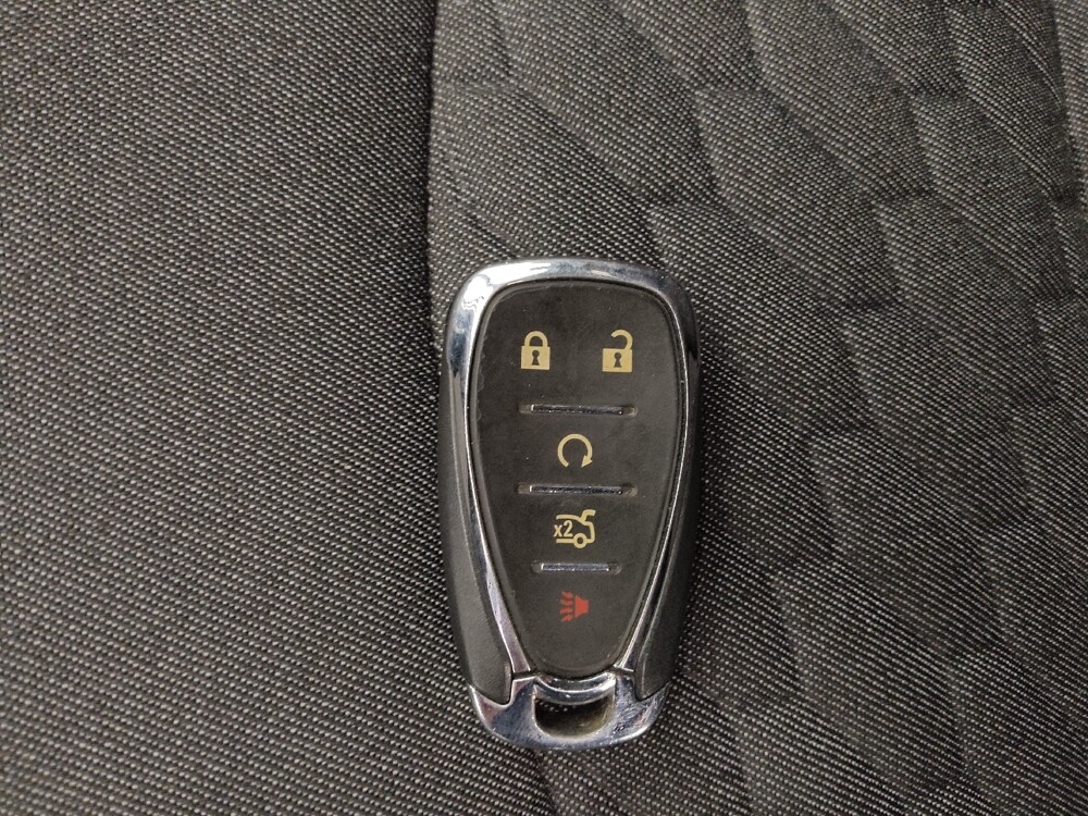 2020 Chevrolet Equinox in Denver, CO 80012 - 18085092 32