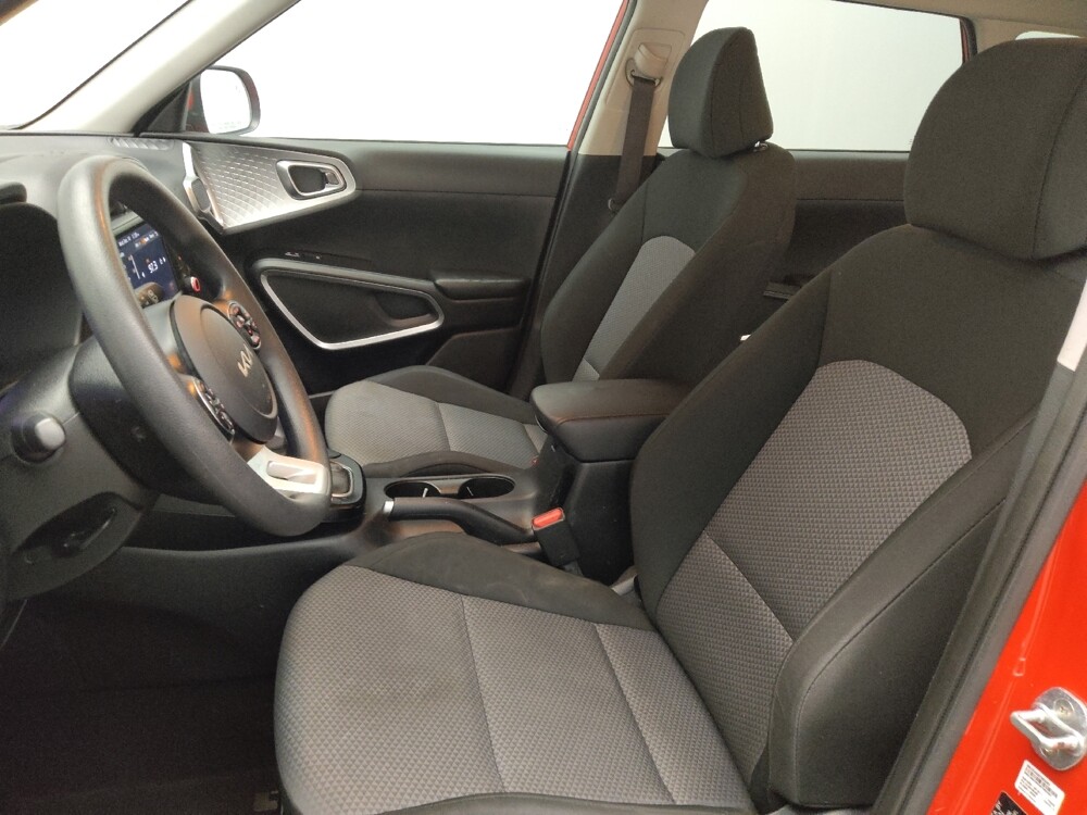 2022 Kia Soul in Columbus, GA 31909 - 18085105 17