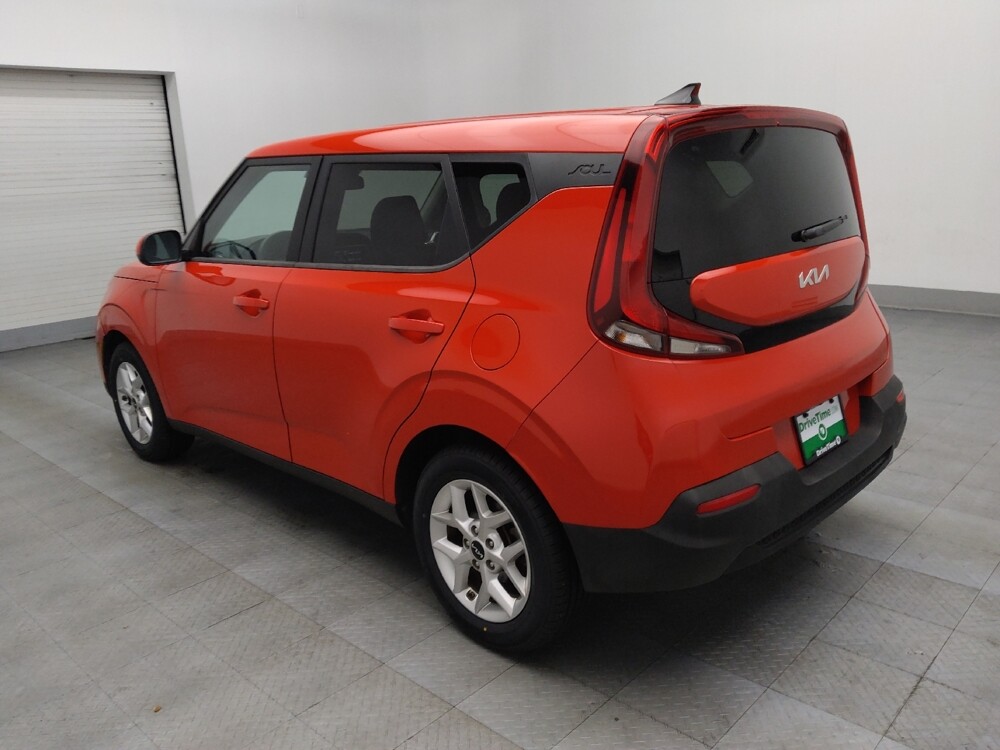 2022 Kia Soul in Columbus, GA 31909 - 18085105 5