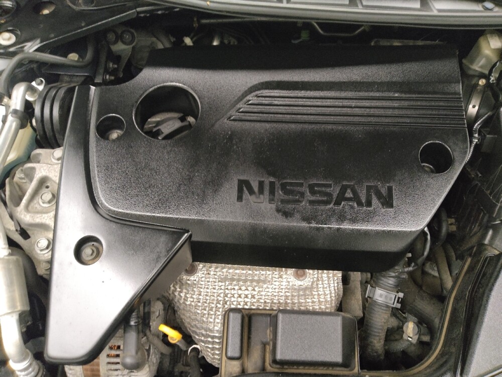 2017 Nissan Altima in Ft Wayne, IN 46805 - 18085107 30