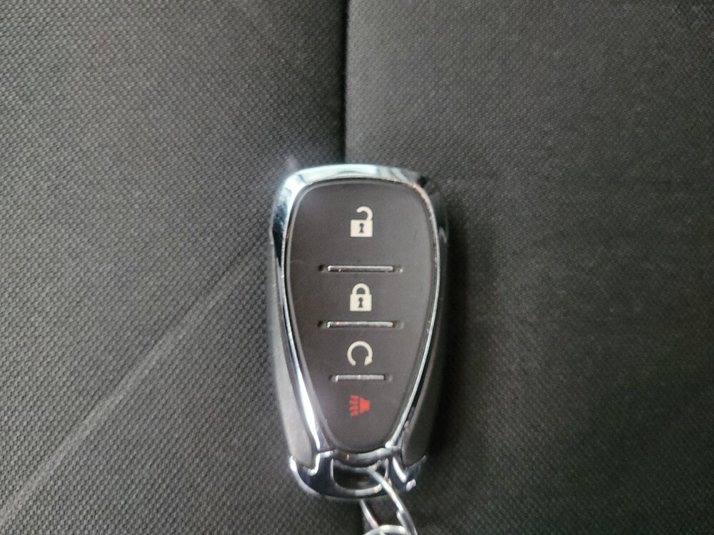 2020 Chevrolet Trax in Indianapolis, IN 46222 - 18085109 32