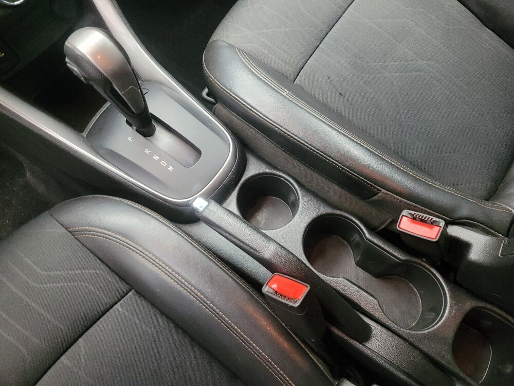 2020 Chevrolet Trax in Indianapolis, IN 46222 - 18085109 26