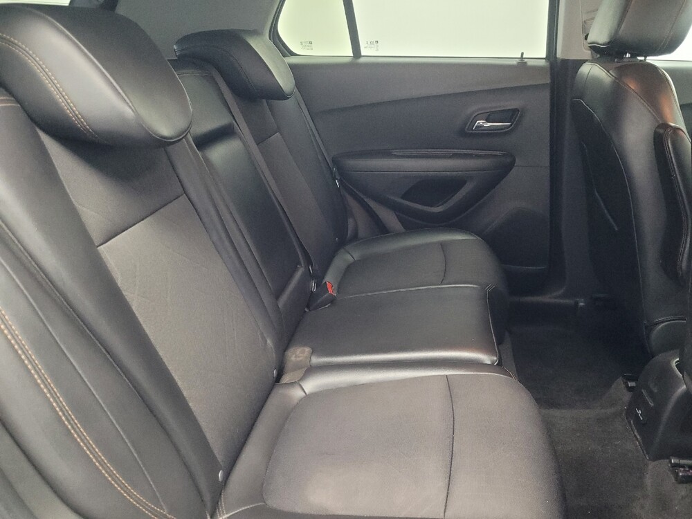 2020 Chevrolet Trax in Indianapolis, IN 46222 - 18085109 19