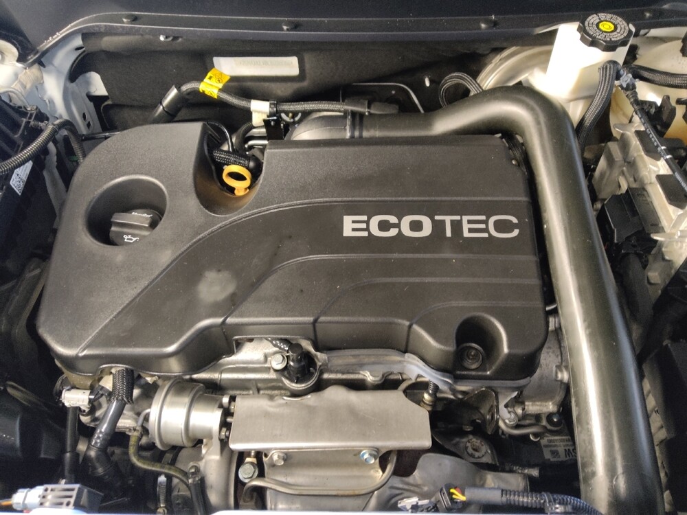 2020 Chevrolet Equinox in Live Oak, TX 78233 - 18085113 30