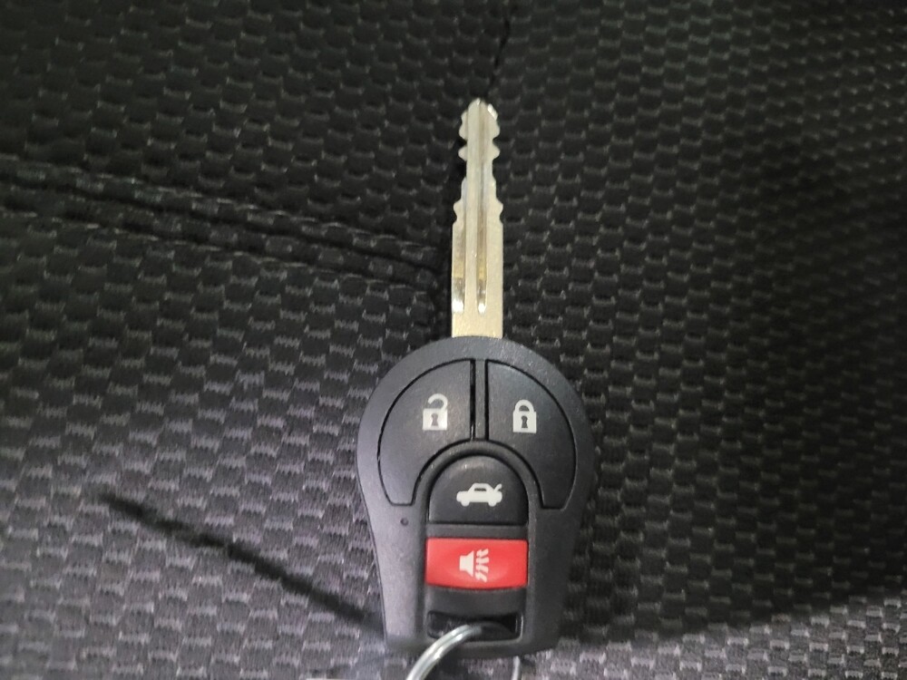 2018 Nissan Sentra in Temple Hills, MD 20746 - 18085114 32