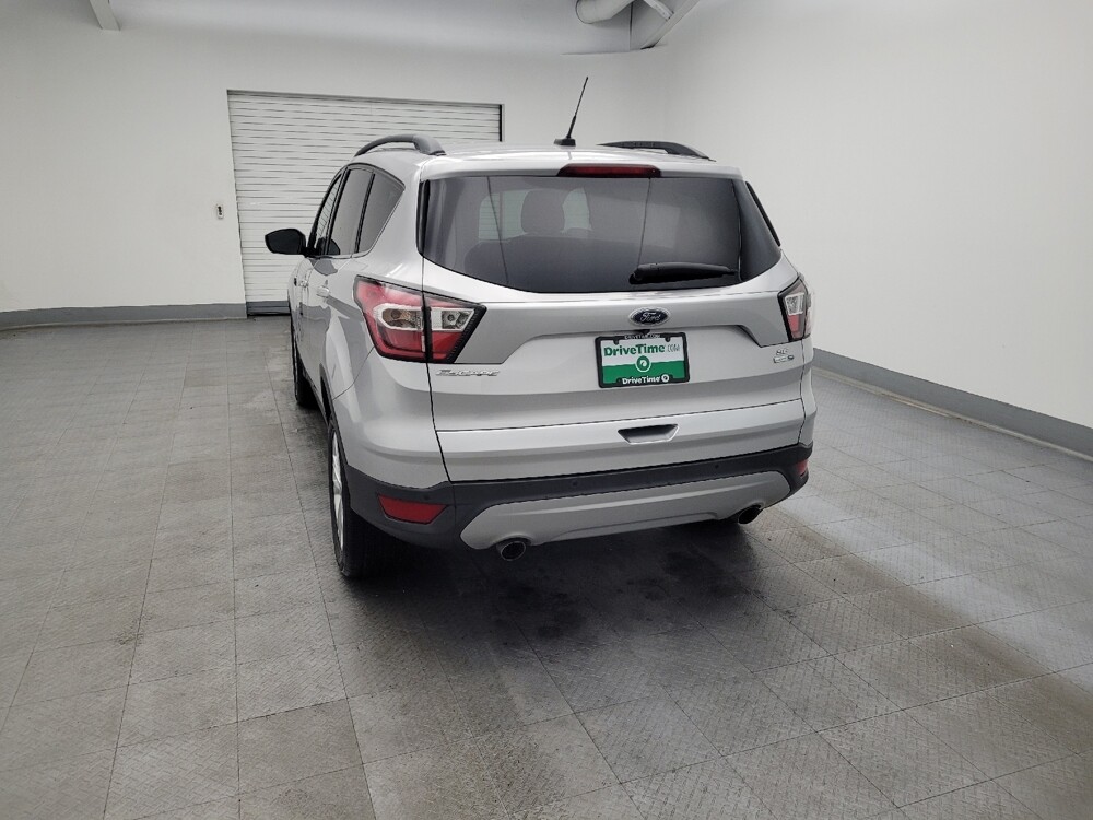 2017 Ford Escape in Toledo, OH 43617 - 18085119 6