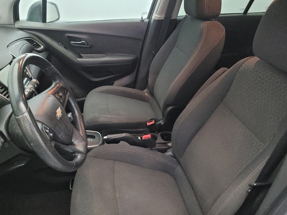 2019 Chevrolet Trax in Glen Burnie, MD 21061 - 18085130 17