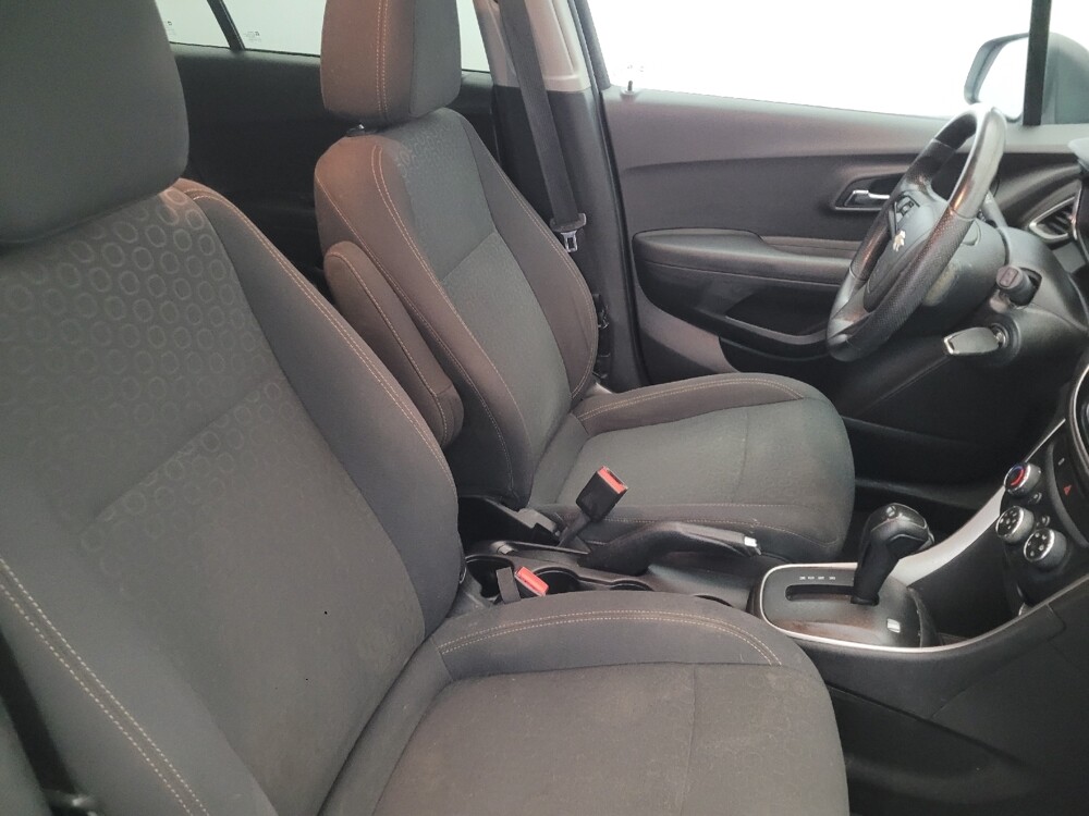 2019 Chevrolet Trax in Glen Burnie, MD 21061 - 18085130 21