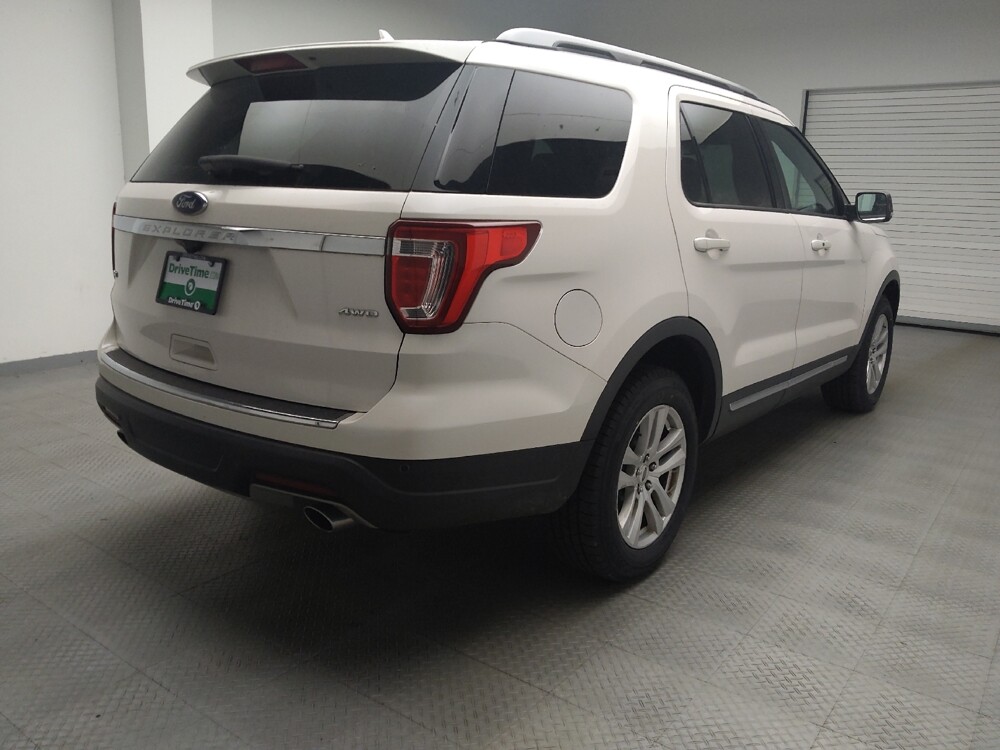 2018 Ford Explorer in Taylor, MI 48180 - 18085132 9