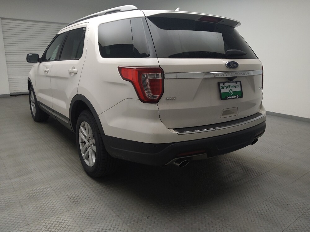 2018 Ford Explorer in Taylor, MI 48180 - 18085132 5
