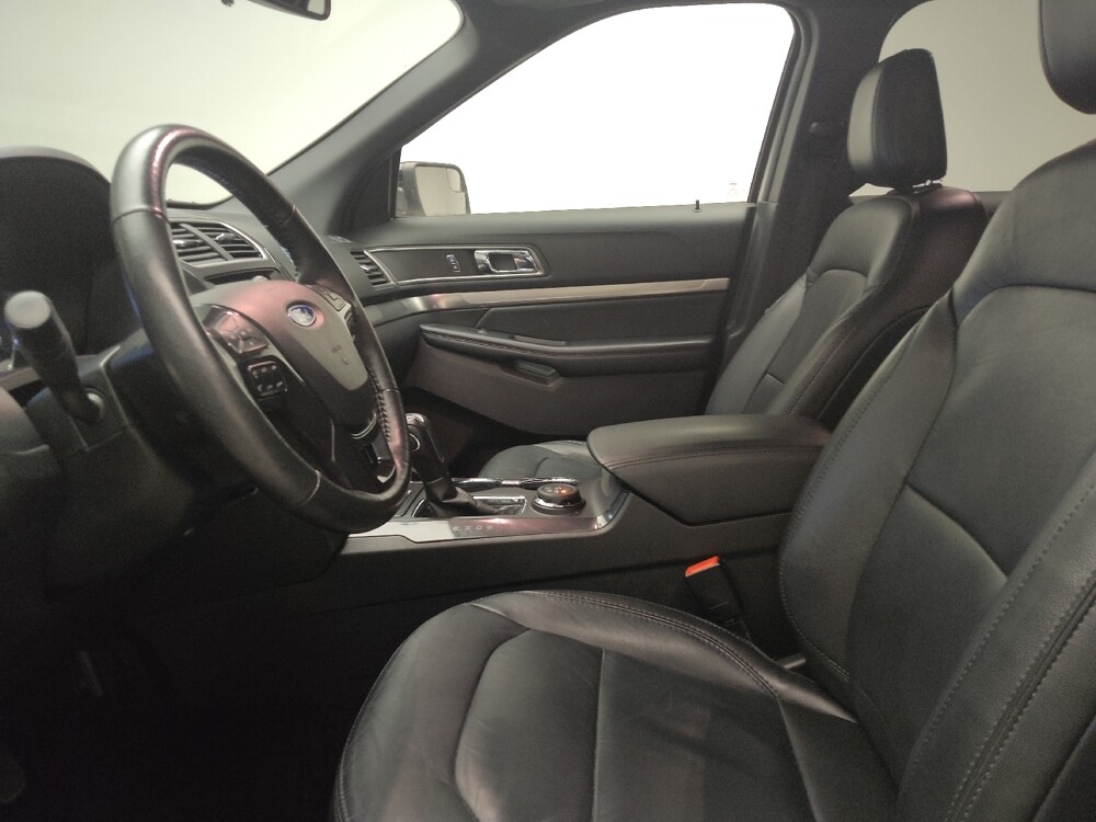 2018 Ford Explorer in Taylor, MI 48180 - 18085132 17