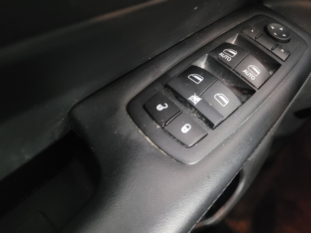 2017 Jeep Grand Cherokee in Stone Mountain, GA 30083 - 18085136 27