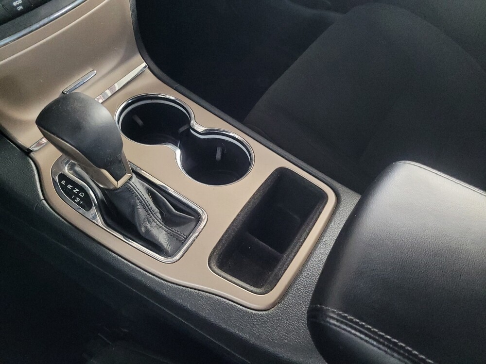 2017 Jeep Grand Cherokee in Stone Mountain, GA 30083 - 18085136 26