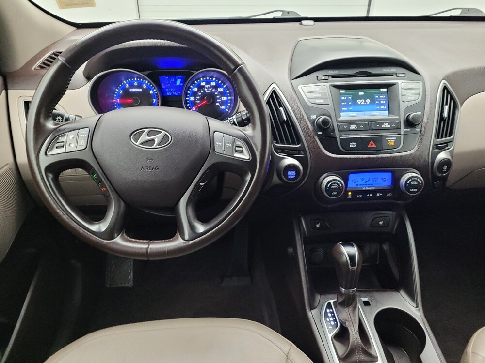 2015 Hyundai Tucson in Cincinnati, OH 45255 - 18085150 22