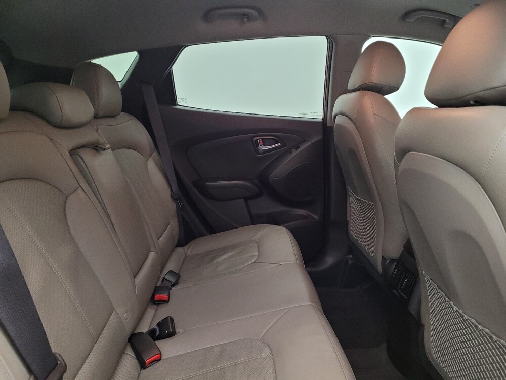 2015 Hyundai Tucson in Cincinnati, OH 45255 - 18085150 19