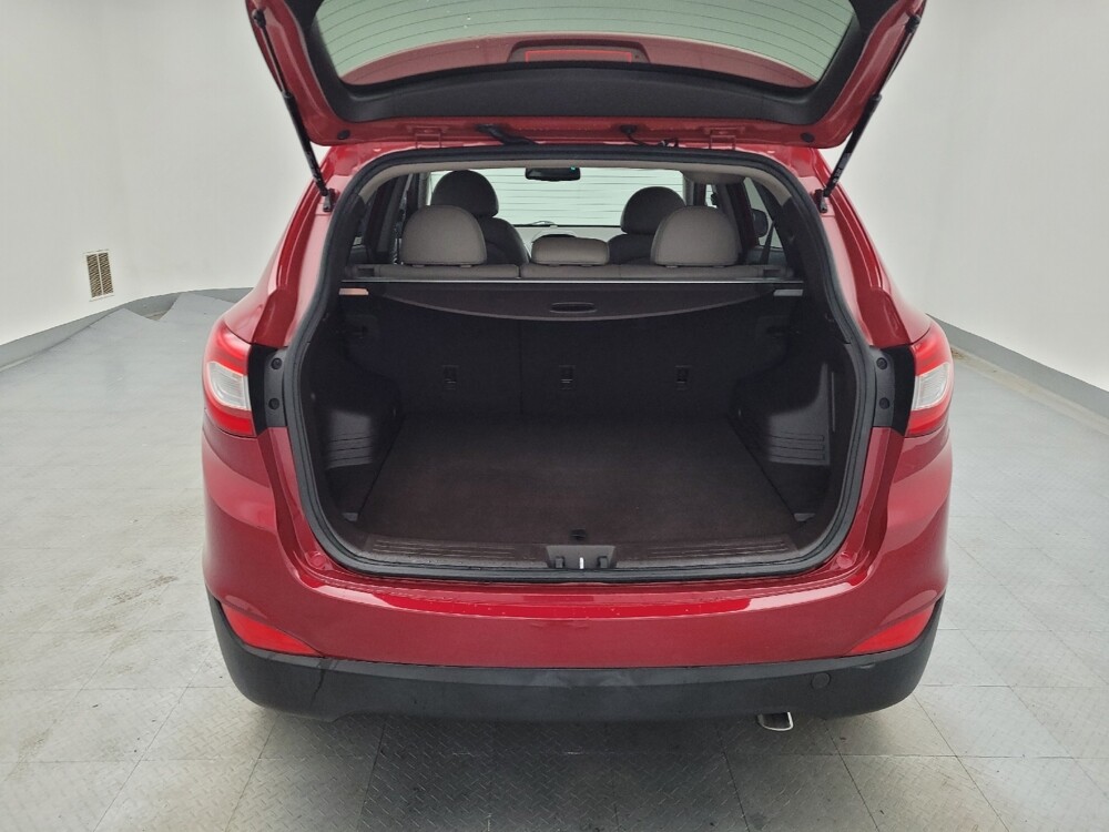 2015 Hyundai Tucson in Cincinnati, OH 45255 - 18085150 29