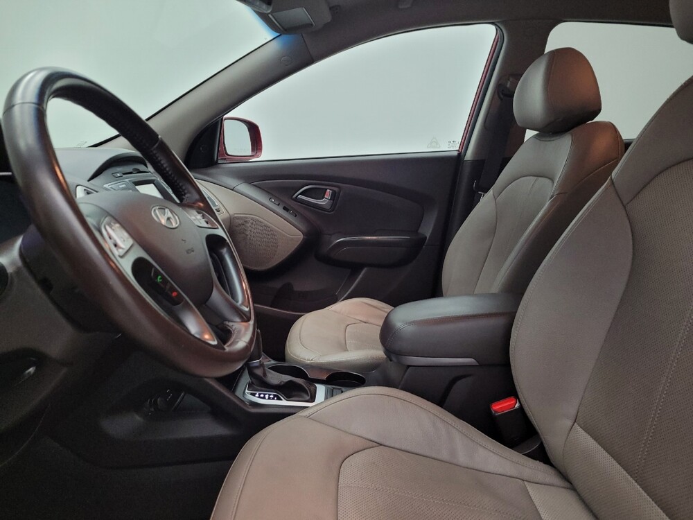 2015 Hyundai Tucson in Cincinnati, OH 45255 - 18085150 17