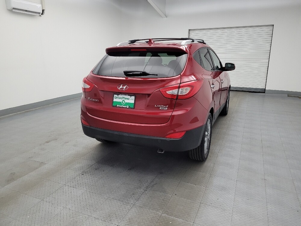 2015 Hyundai Tucson in Cincinnati, OH 45255 - 18085150 7