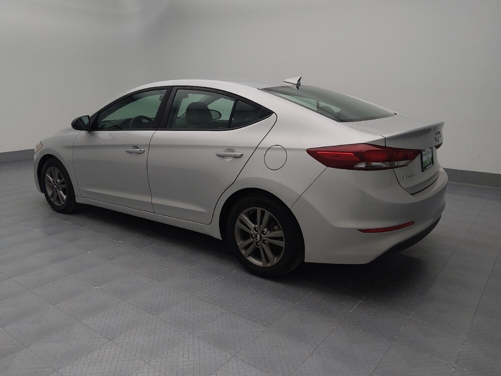 2018 Hyundai Elantra in Gladstone, MO 64118 - 18085152 3
