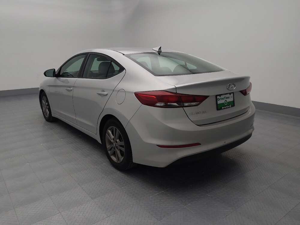 2018 Hyundai Elantra in Gladstone, MO 64118 - 18085152 5