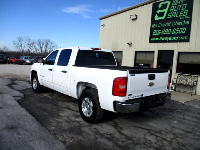 2011 Chevrolet Silverado 1500 in Oak Grove, MO 64075 - 18085157 7
