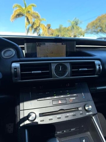 2016 Lexus IS 200t in Pompano Beach, FL 33064 - 18085164 7