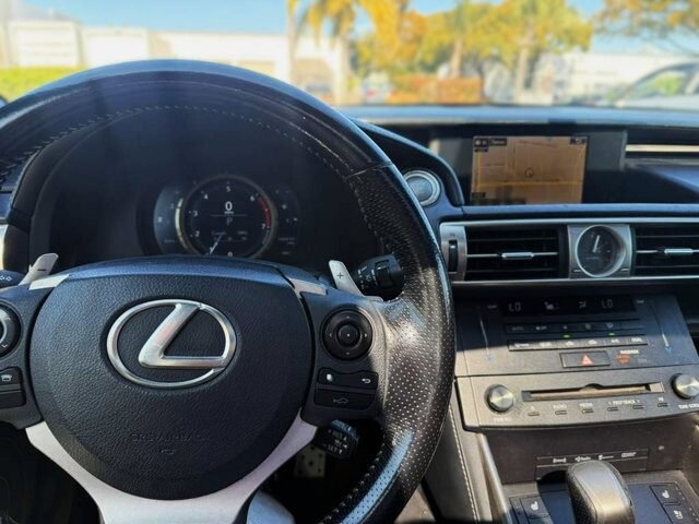 2016 Lexus IS 200t in Pompano Beach, FL 33064 - 18085164 6