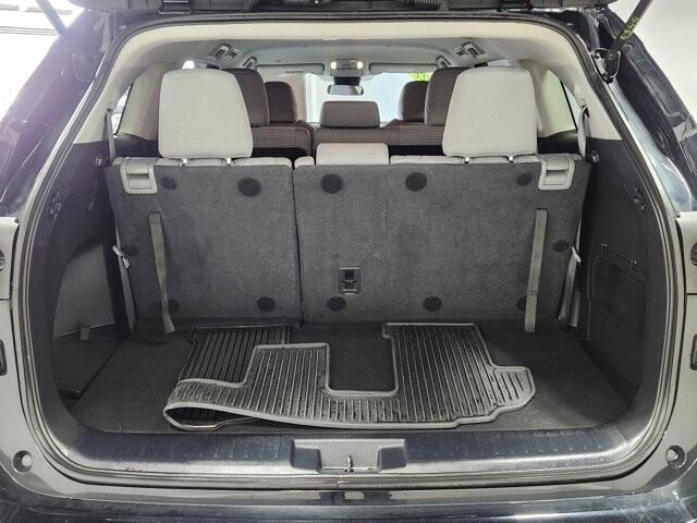 2022 Toyota Highlander in Cinnaminson, NJ 08077 - 18085169 15