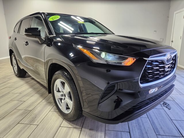 2022 Toyota Highlander in Cinnaminson, NJ 08077 - 18085169 7