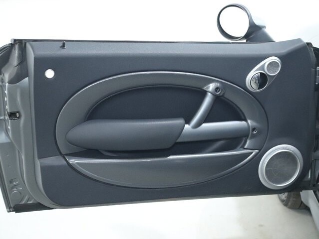 2008 MINI Cooper in Bedford, OH 44146 - 18085170 16