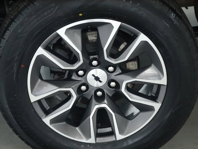 2021 Chevrolet Silverado 1500 in Bedford, OH 44146 - 18085171 12