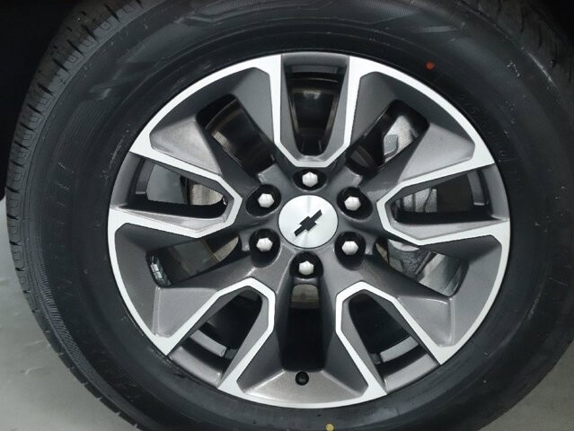 2021 Chevrolet Silverado 1500 in Bedford, OH 44146 - 18085171 36