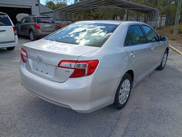 2013 Toyota Camry in Hudson, FL 34669 - 18085183 8