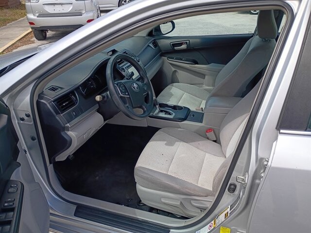 2013 Toyota Camry in Hudson, FL 34669 - 18085183 10