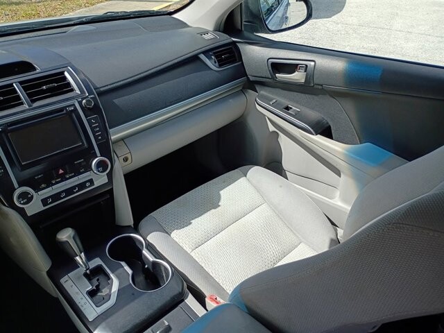 2013 Toyota Camry in Hudson, FL 34669 - 18085183 13