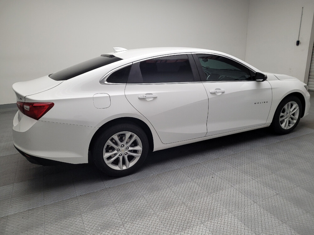 2018 Chevrolet Malibu in Sacramento, CA 95821 - 18085185 10